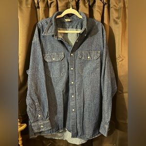 Mens heavy duty denim shirt, By Red Kap ,new with no tags, size 3XL